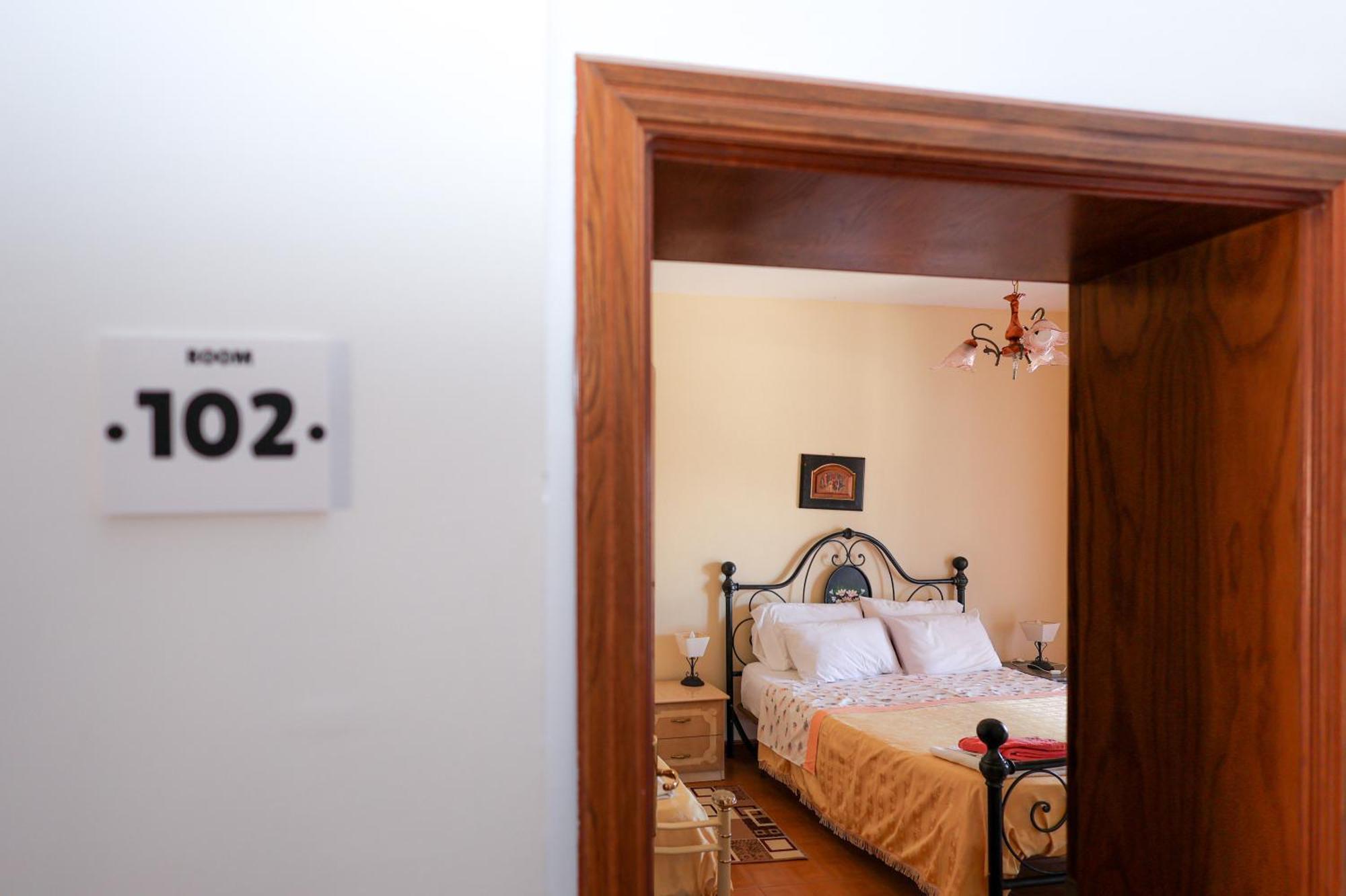 Casa La Pieve Bed & Breakfast Berat Ngoại thất bức ảnh
