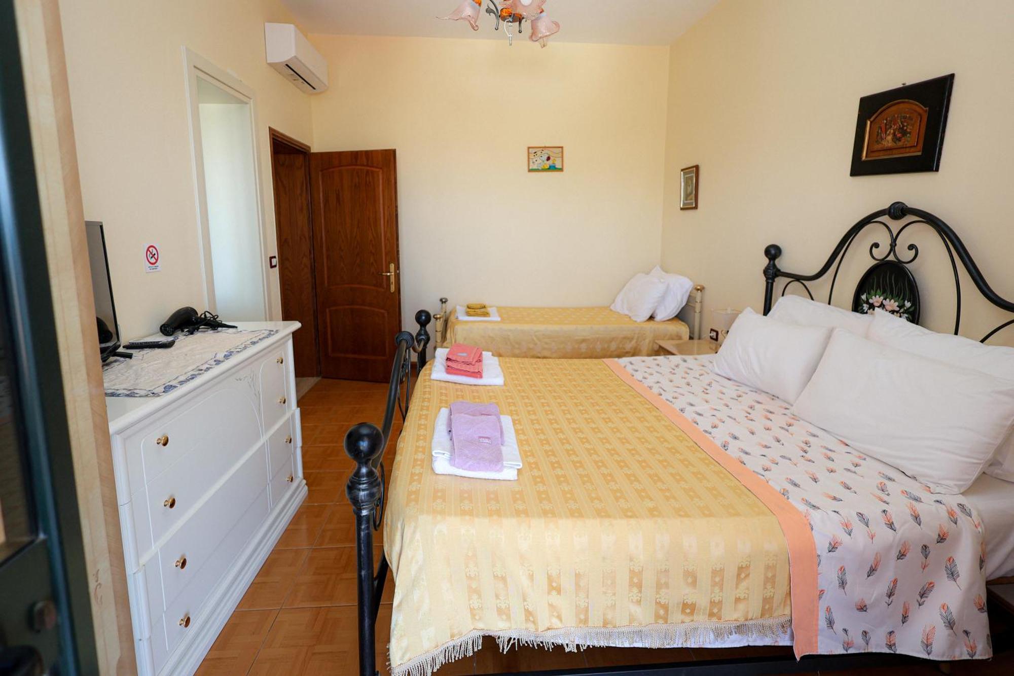 Casa La Pieve Bed & Breakfast Berat Ngoại thất bức ảnh