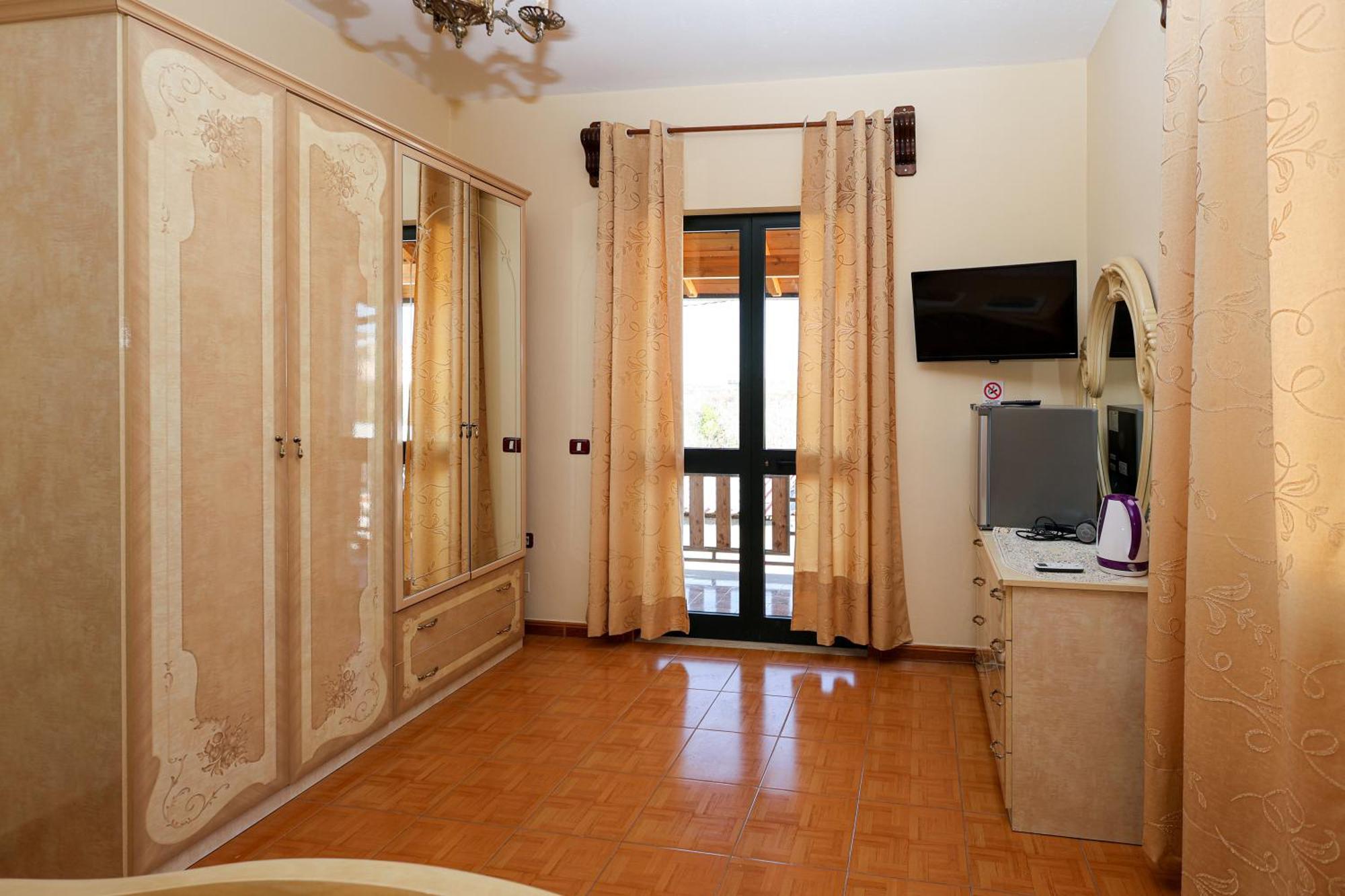 Casa La Pieve Bed & Breakfast Berat Ngoại thất bức ảnh