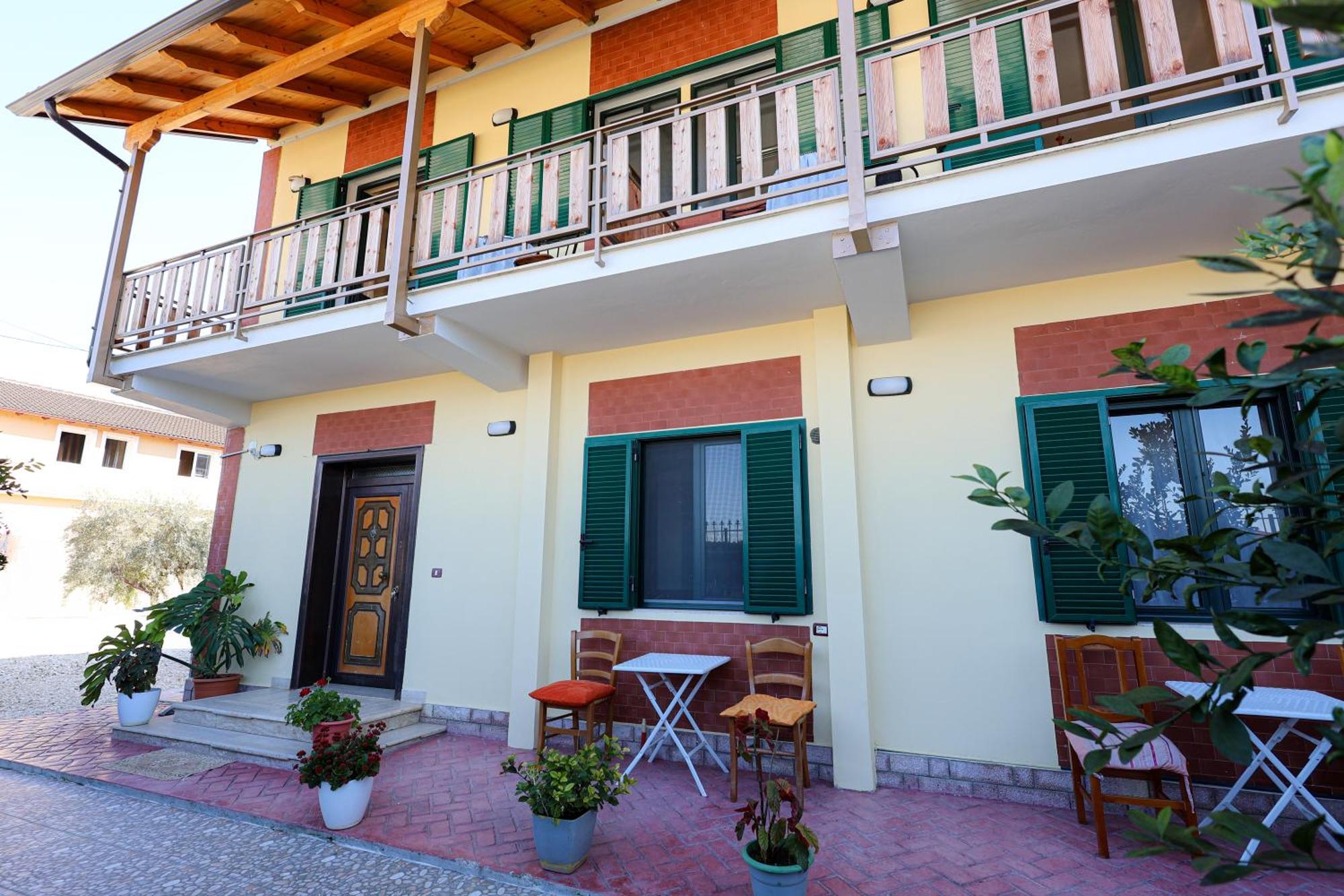Casa La Pieve Bed & Breakfast Berat Ngoại thất bức ảnh