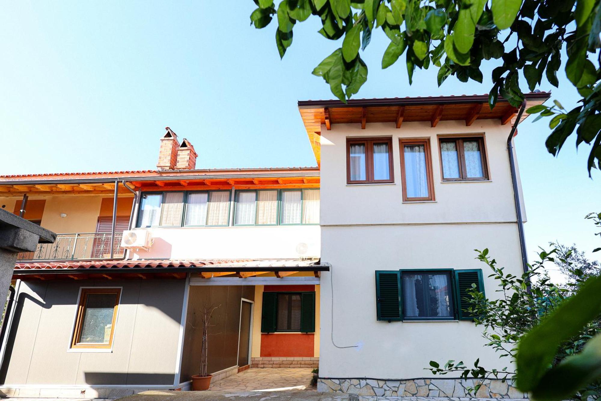 Casa La Pieve Bed & Breakfast Berat Ngoại thất bức ảnh